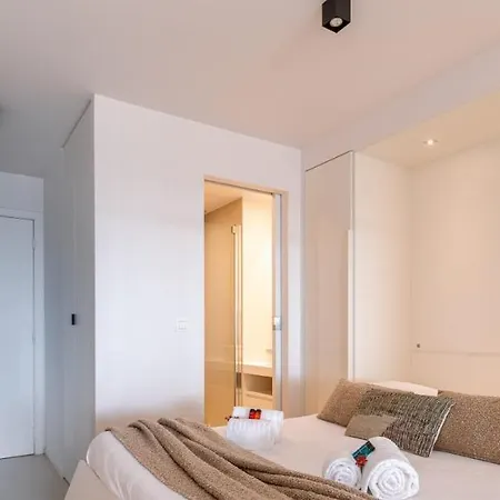 Apartment Stunning Modern Apartment With Sea-View In 'T Zoute *